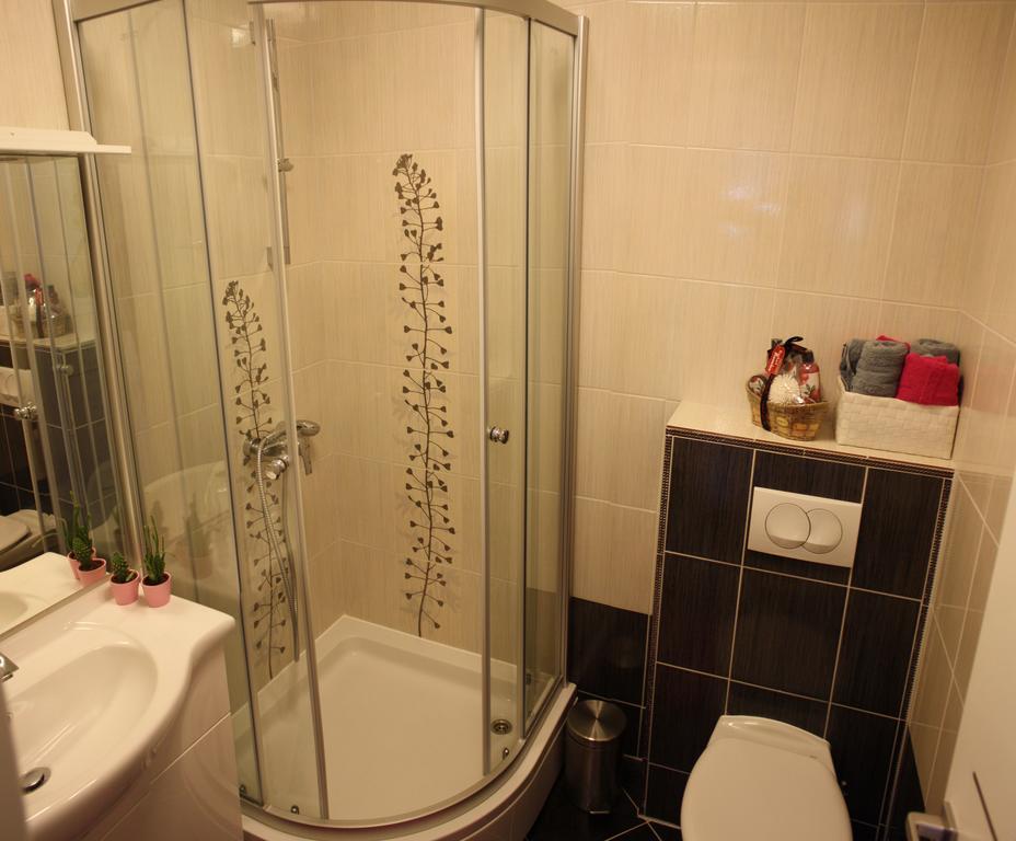Apartment Anchi Makarska Bagian luar foto
